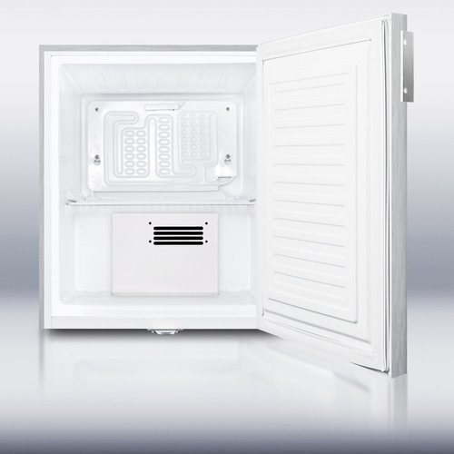 FFAR22LWCSSPLUS Refrigerator Open