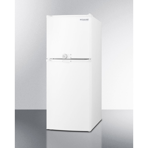 FF71ESLLF2 Refrigerator Freezer Angle