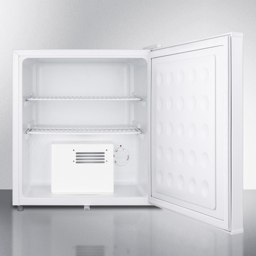 FFAR24LMED Refrigerator Open