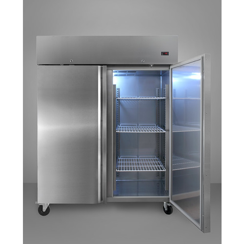 SCRI490 Refrigerator Open