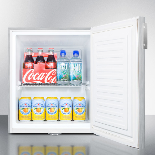 FFAR22LWCSS Refrigerator Full