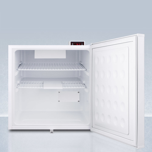 FFAR24LPRO Refrigerator Open