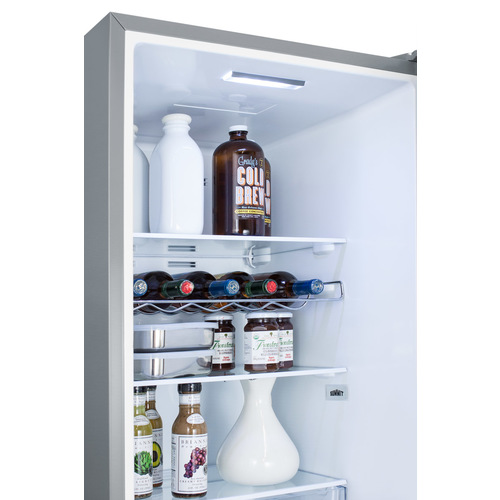 FFBF192SS Refrigerator Freezer Detail