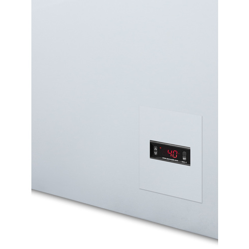EQFR71 Refrigerator Detail