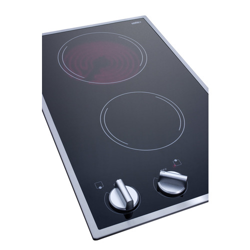 CR2B12ST Electric Cooktop Detail