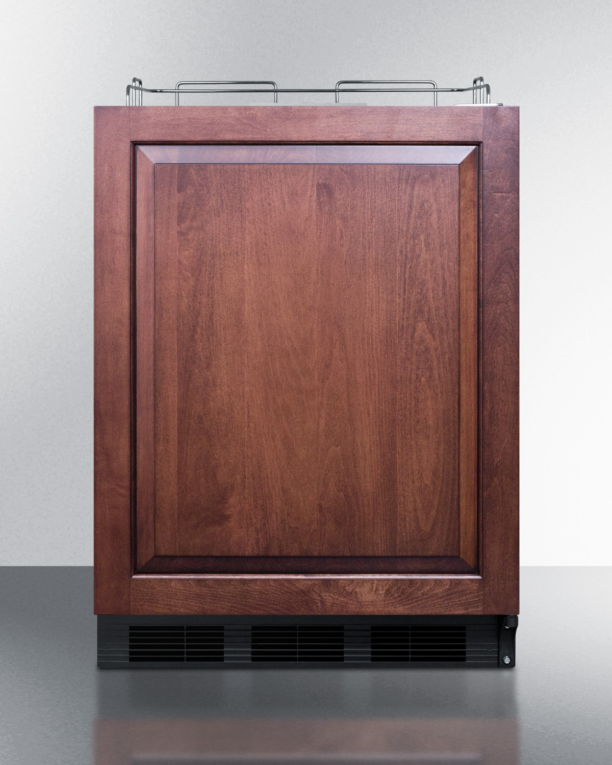 SBC58BLBIADANKIF | Summit® Appliance