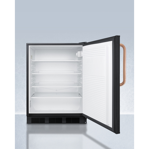 FF7LBLKBITBCADA Refrigerator Open