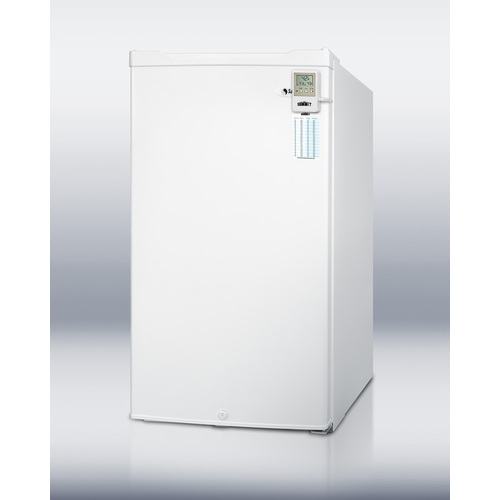 CM420ESMED Refrigerator Freezer Angle
