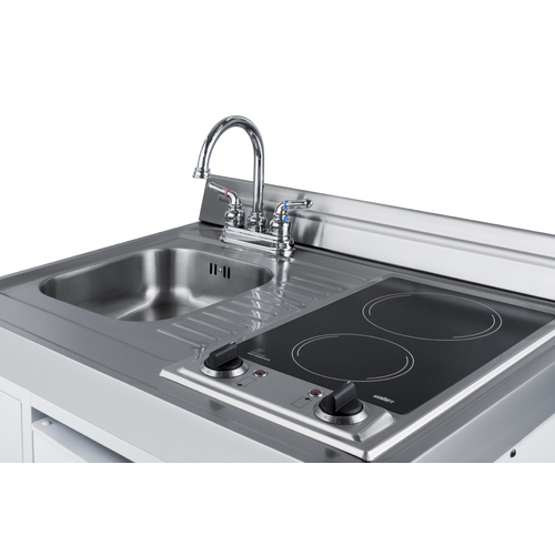 C30ELGLASS Kitchenette Detail