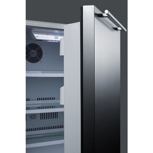 CL68ROS Refrigerator Detail