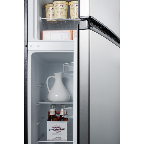 CP972SS Refrigerator Freezer Detail