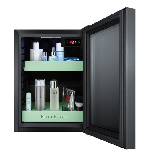 LX114LGT1 Refrigerator Full