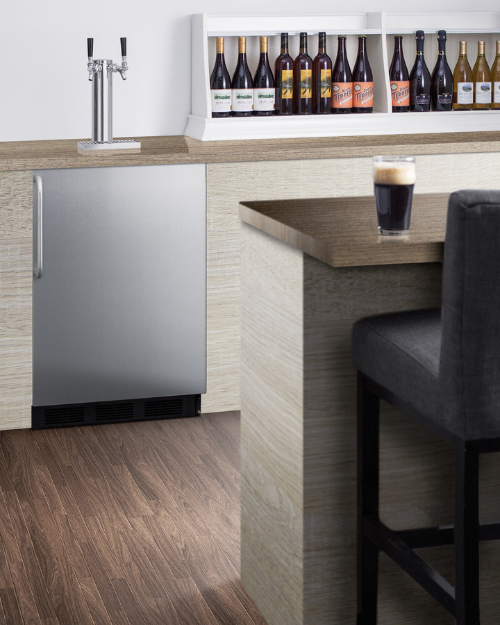 SBC58BLBICSSADA | Summit® Appliance