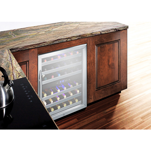 SWC530BLBISTADA Wine Cellar Set