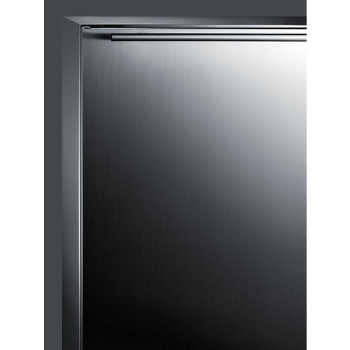 CL69ROSW Refrigerator Detail