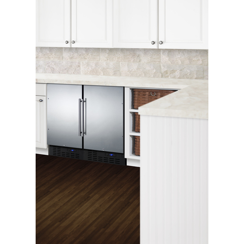 FF1843BCSS Refrigerator Set
