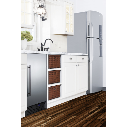 FF1843BCSSADA Refrigerator Set