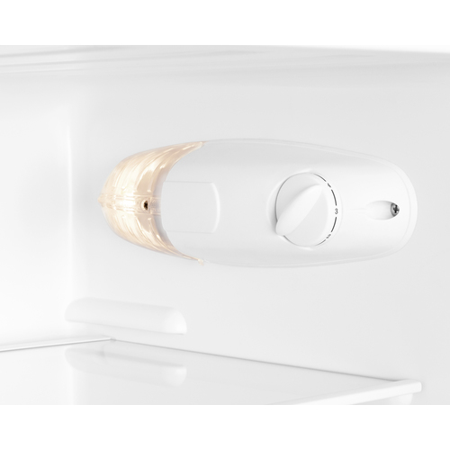 CP72W Refrigerator Freezer Detail
