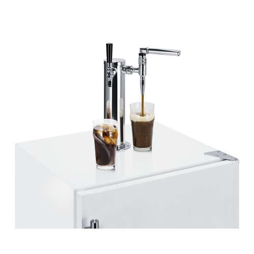 SBC58WHBIADACMTWIN Kegerator Detail
