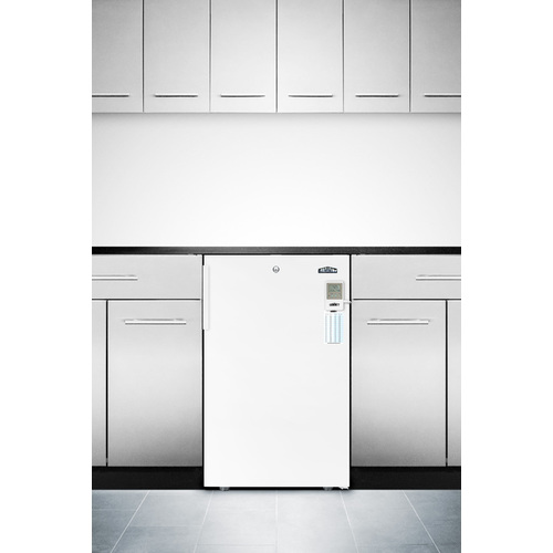 CM411LBIMED Refrigerator Freezer Set