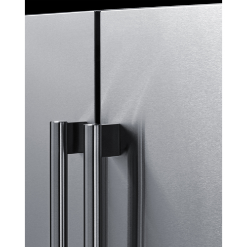 FFRF24SSCSS Refrigerator Freezer Detail