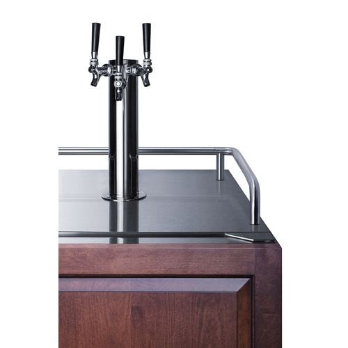 SBC682PNRTRIPLE Kegerator Detail