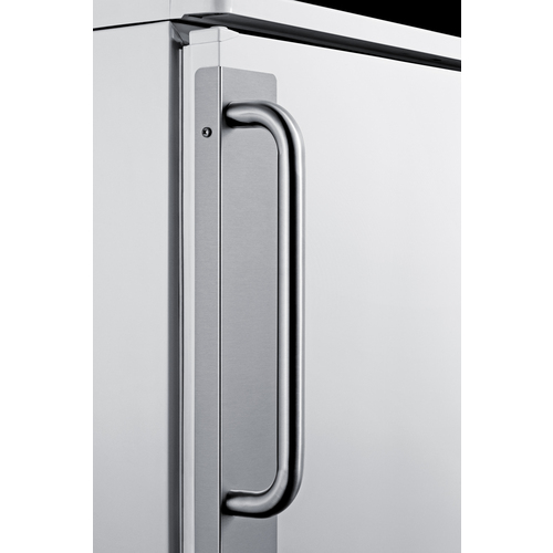 FF6W7BZ Refrigerator Detail
