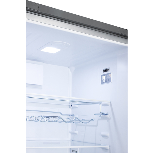 FFBF246SSLHD Refrigerator Freezer Detail