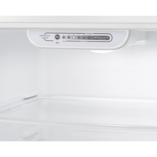 CTR18W Refrigerator Freezer Detail