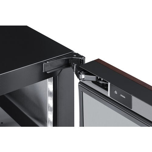 SCR610BLSDIF Refrigerator Detail