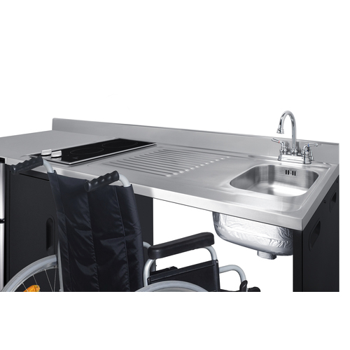 CK72ADARBF Kitchenette Detail