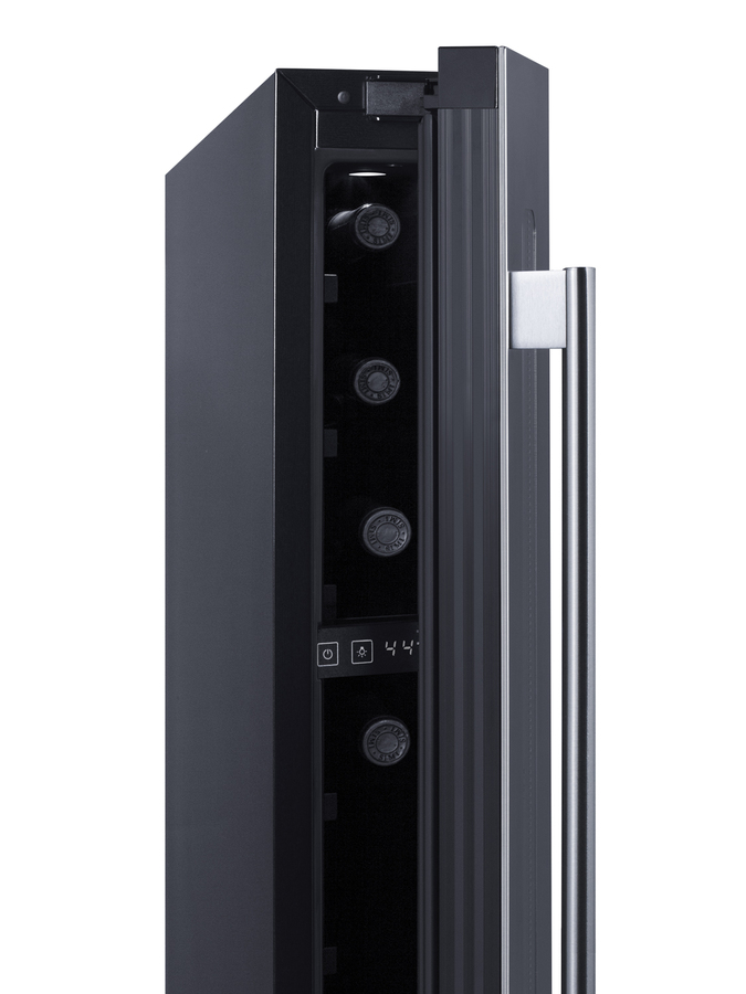 SWC008SS | Summit® Appliance