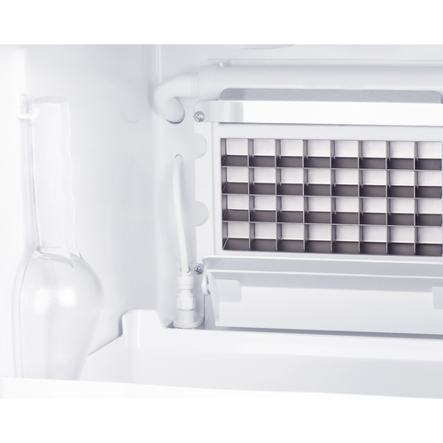 BIM44GCSS Icemaker Detail