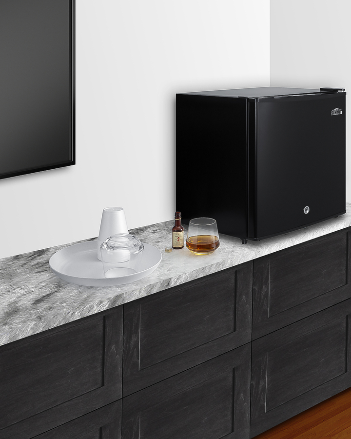 MB41B | Summit® Appliance